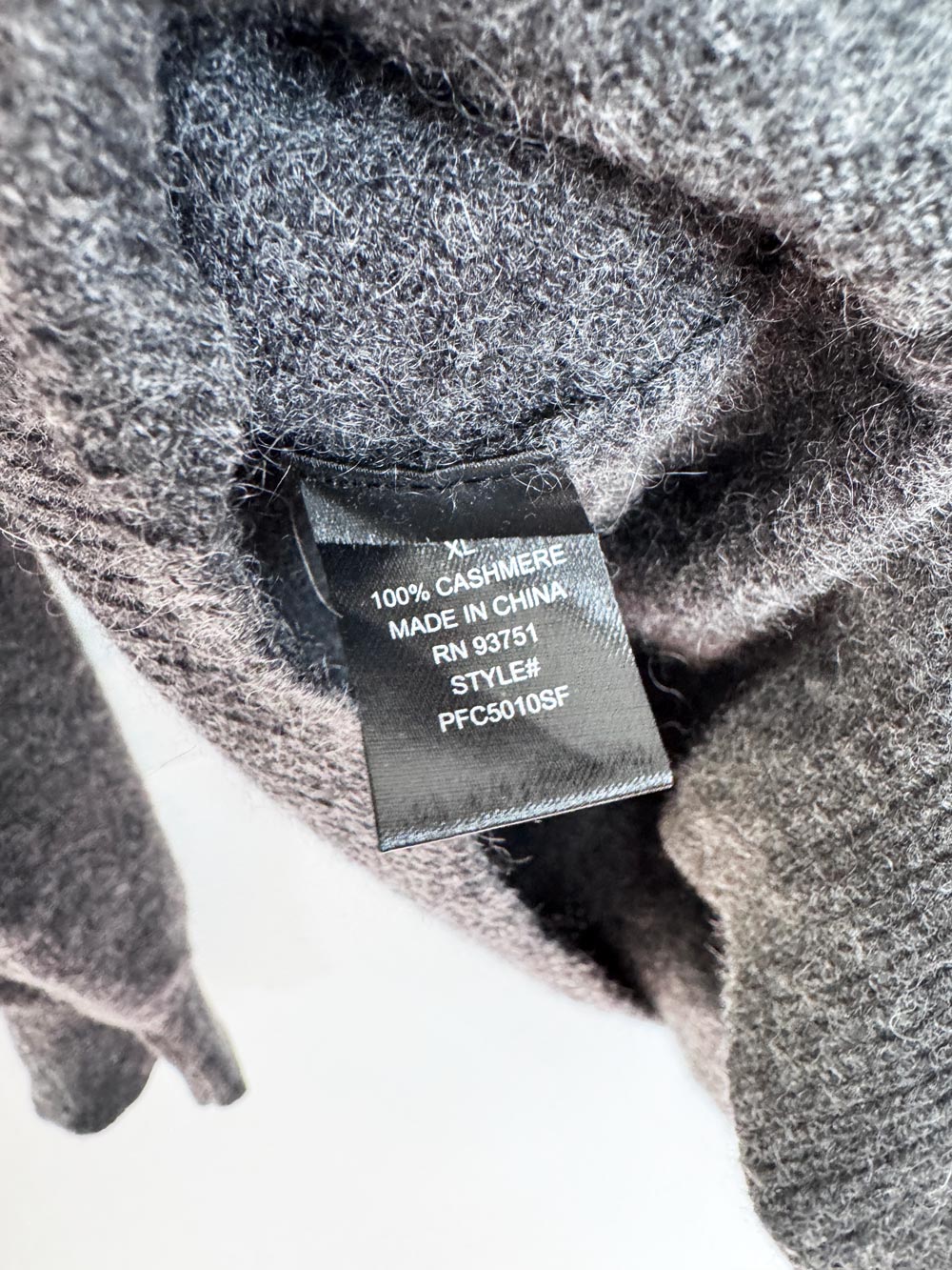 lusso 100% cashmere knit hooded sweater
