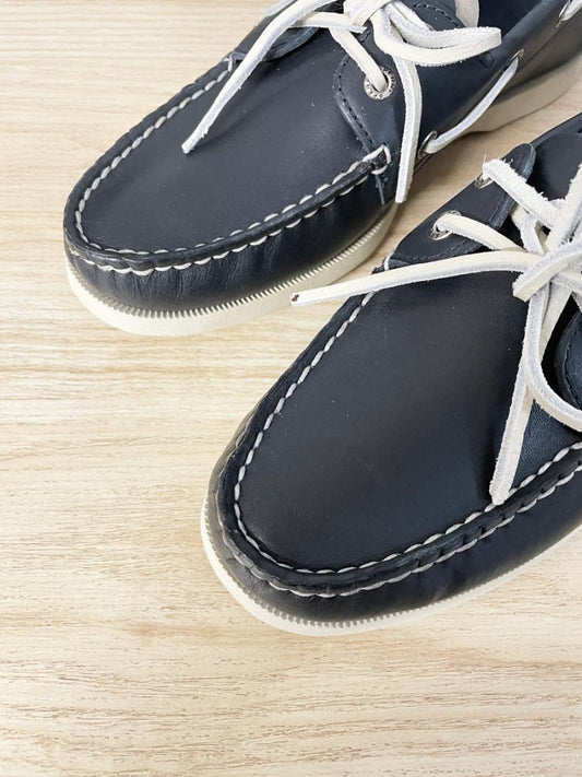nwt sperry leather 2 - eye contrast stitch boat shoe - good market thrift store