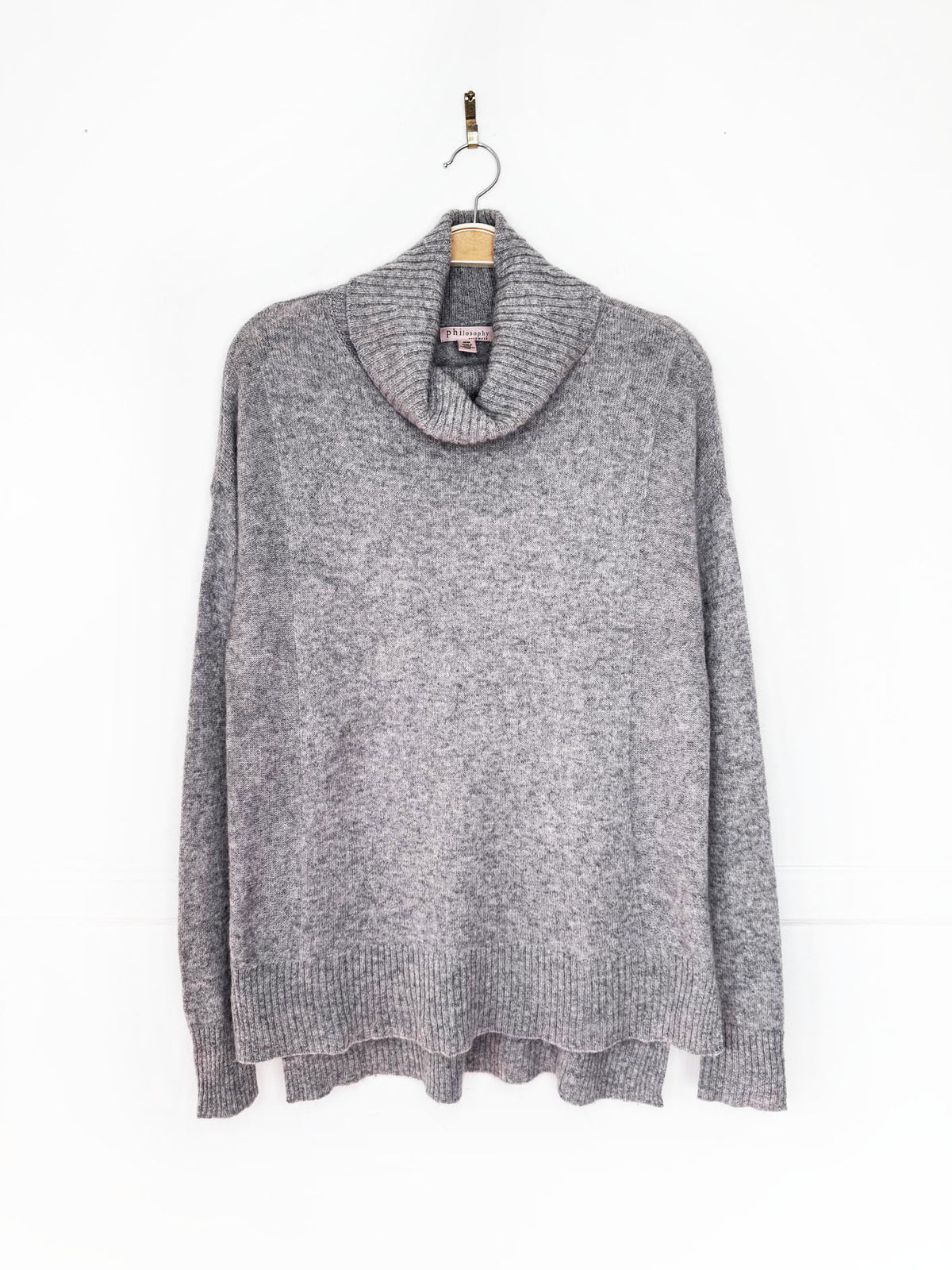 philosophy 100% cashmere knit turtleneck sweater