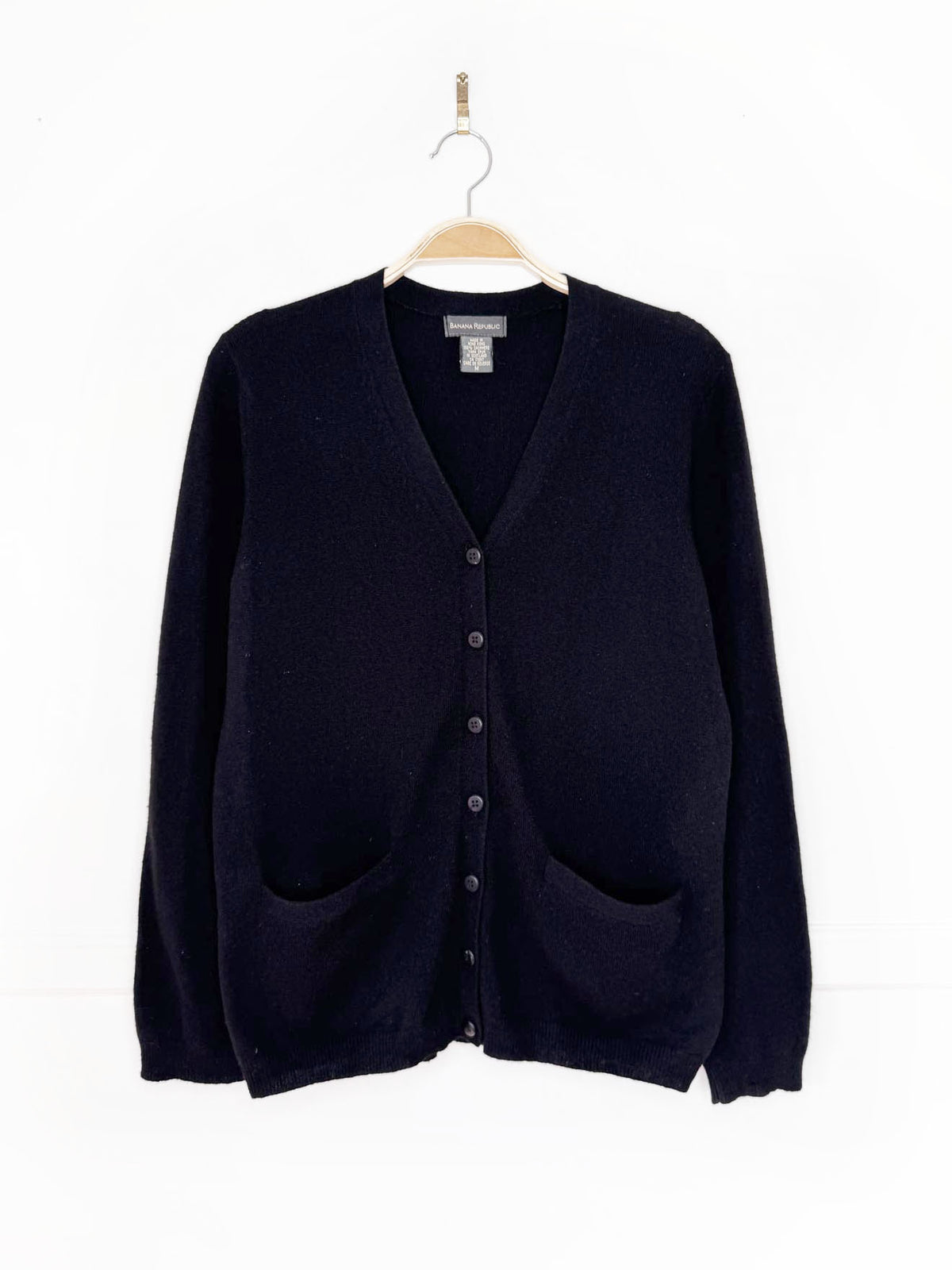 vintage banana republic 100% cashmere knit cardigan sweater | spun in Scotland