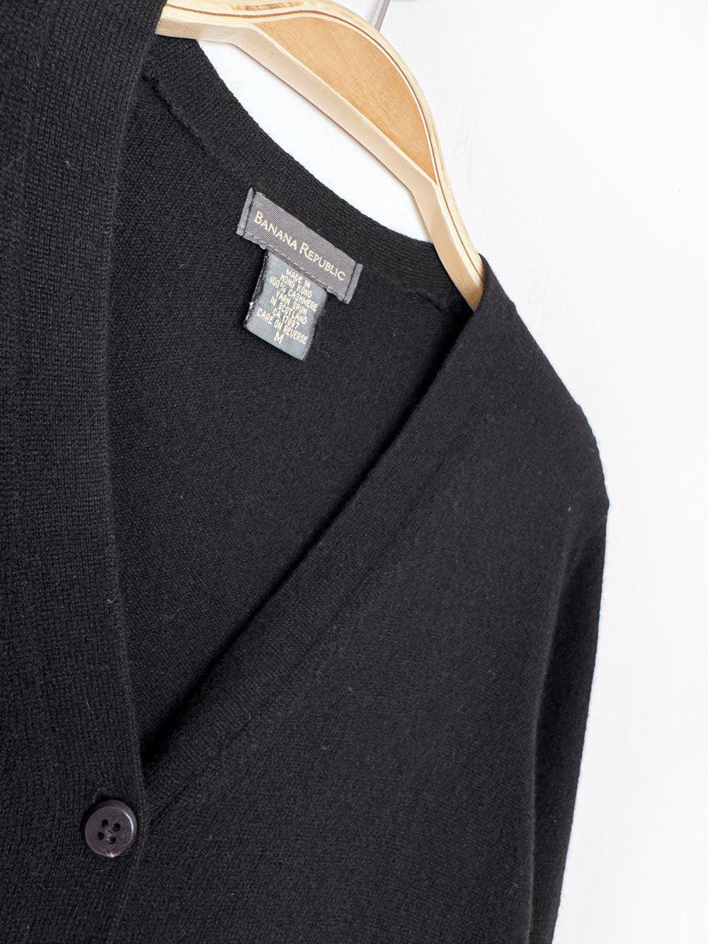vintage banana republic 100% cashmere knit cardigan sweater | spun in Scotland