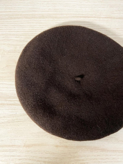 vintage 100% wool beret - good market thrift store