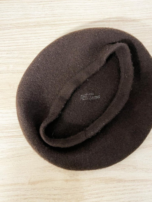 vintage 100% wool beret - good market thrift store