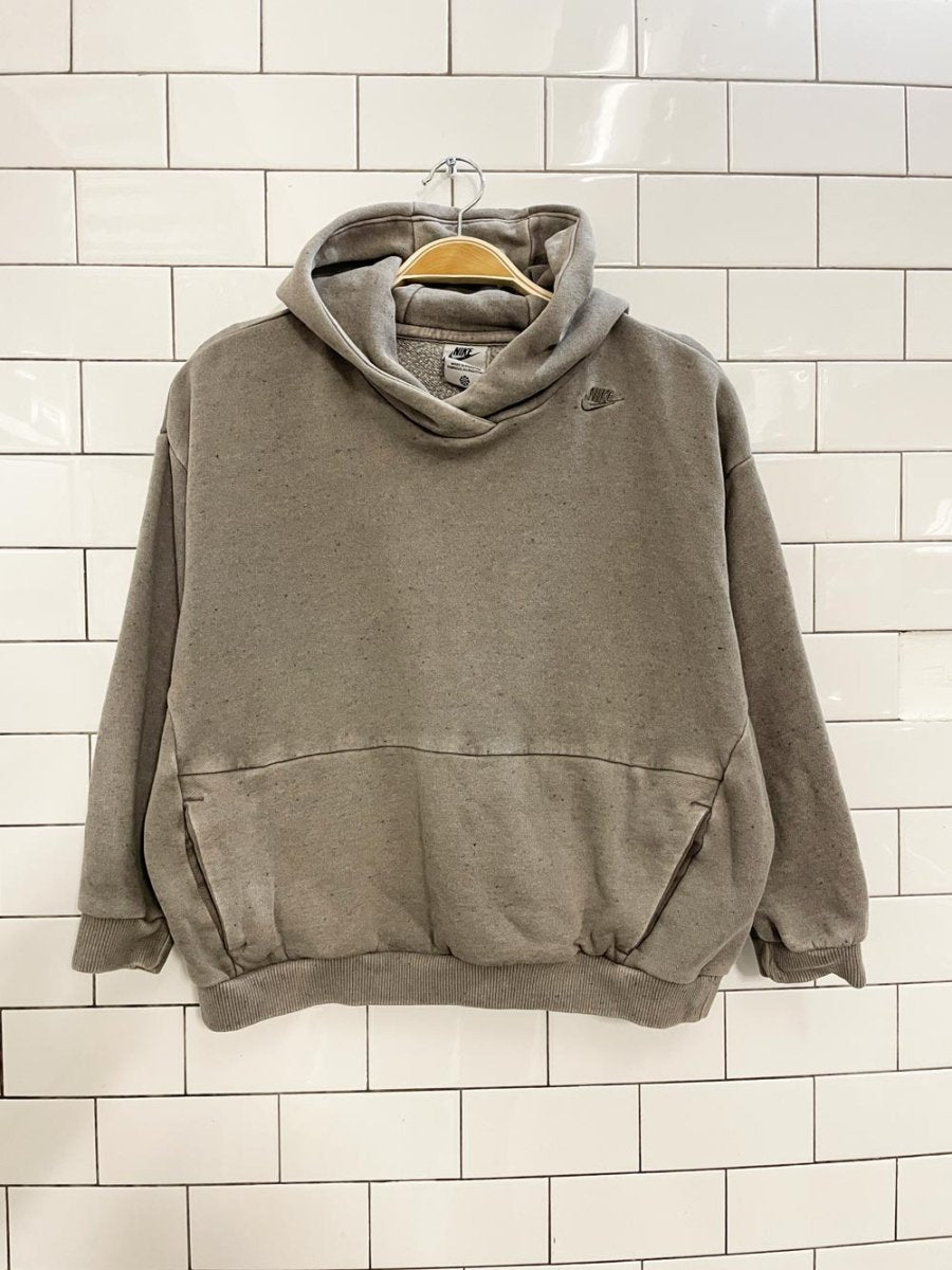 nike minimal boxy hoodie - good market thrift store