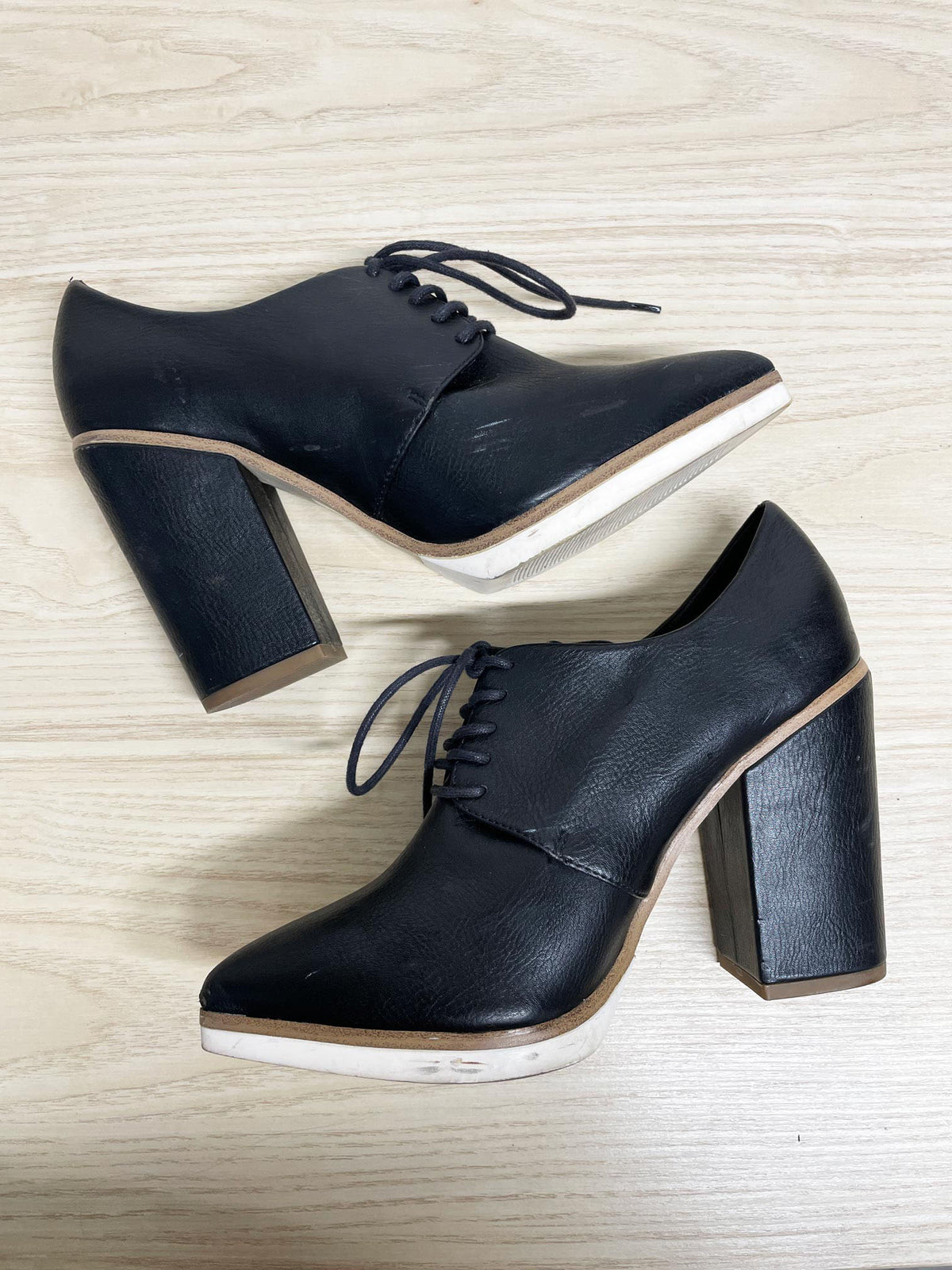 asos on a roll faux leather lace up heels | pretty little liars