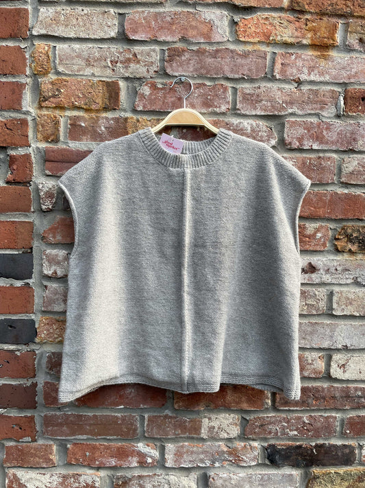 shein boxy knit sleeveless sweater vest