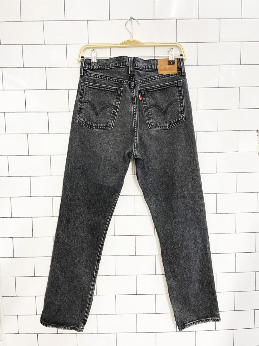 levi's wedgie straight leg jeans - good market thrift store