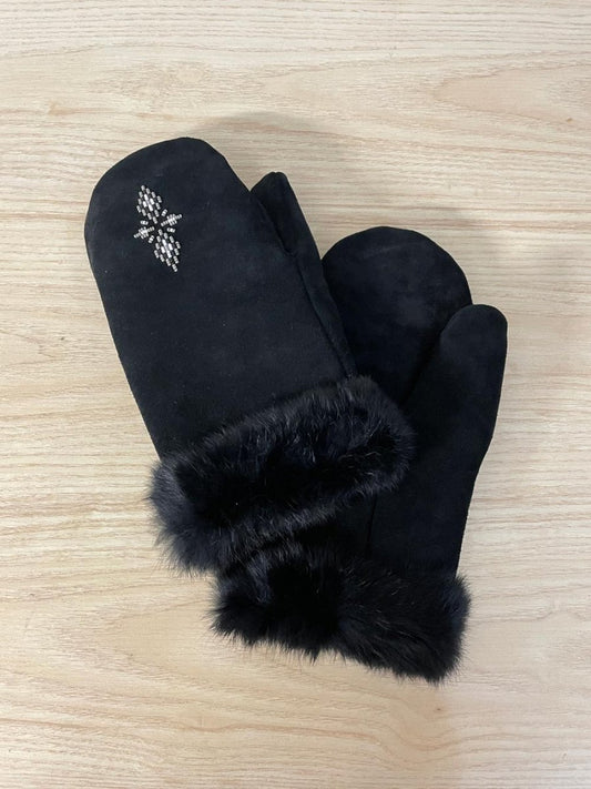manitobah mukluks rabbit fur beaded suede mitts - good market thrift store