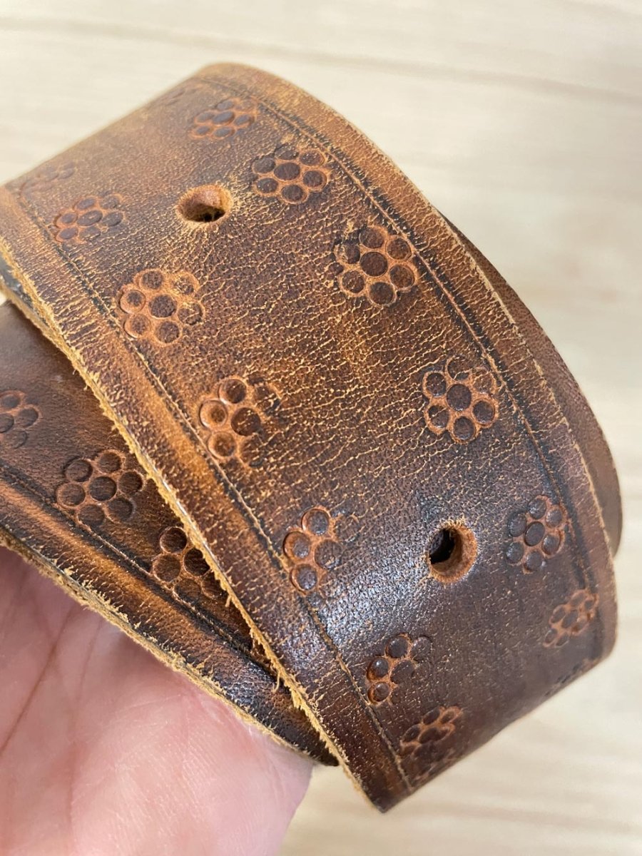 vintage big buckle tooled leather belt - good market thrift store