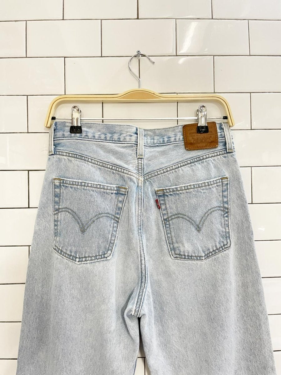 levi's ribcage straight ankle jeans - good market thrift store
