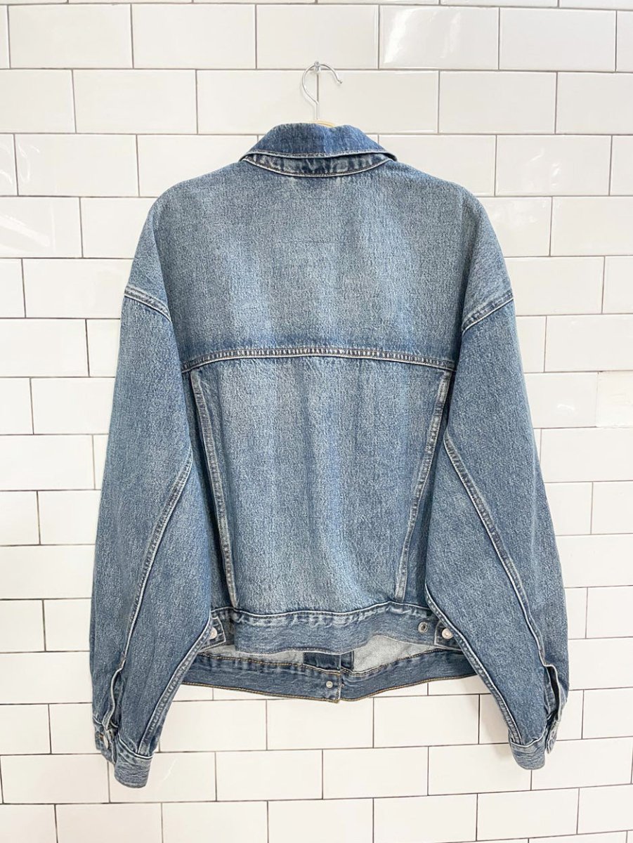 levis classic denim trucker jacket - good market thrift store