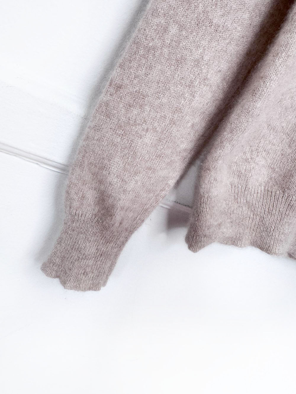 lord & taylor 100% cashmere knit sweater