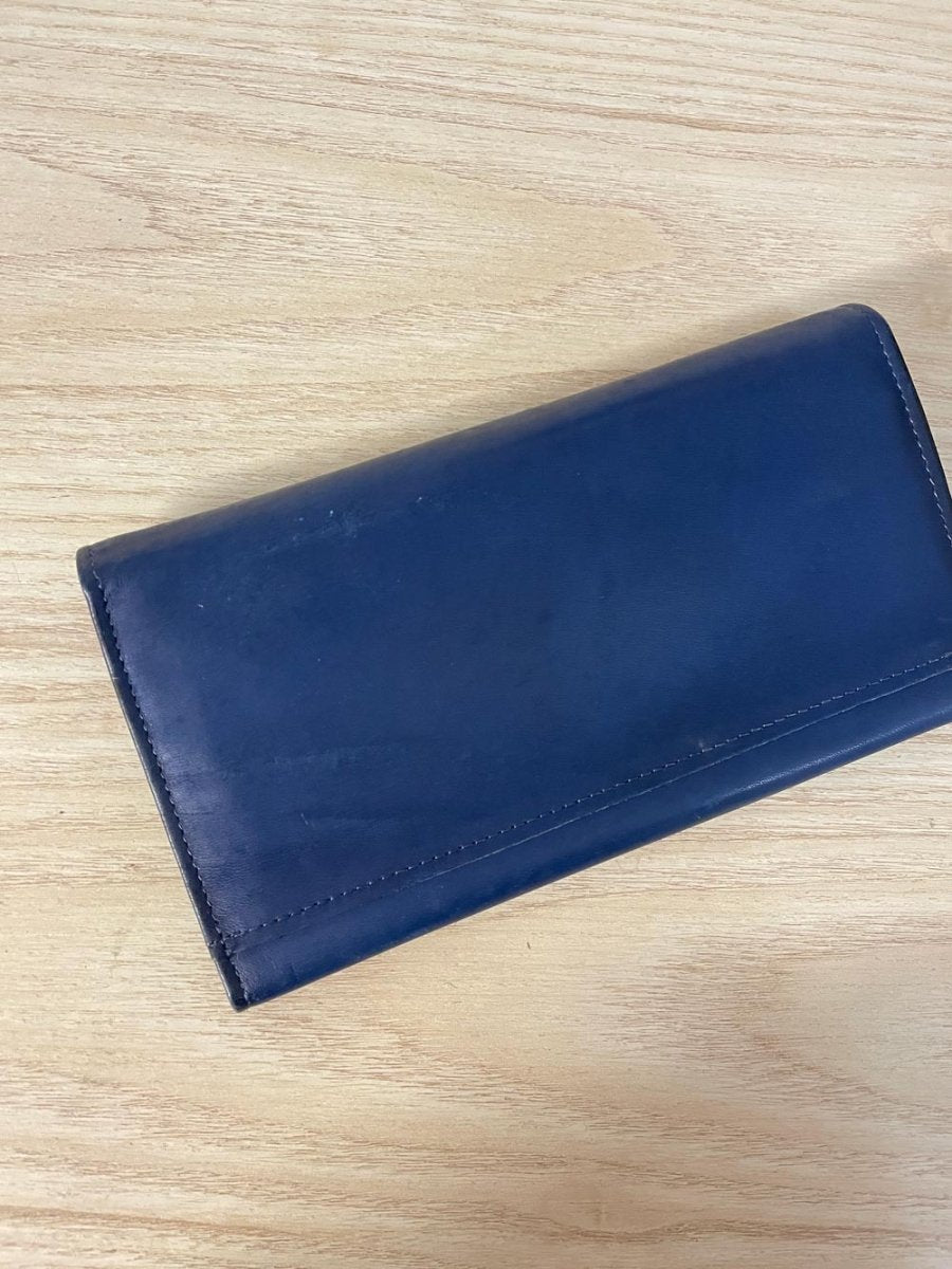 vintage rolfs tooled rose butter leather wallet - good market thrift store