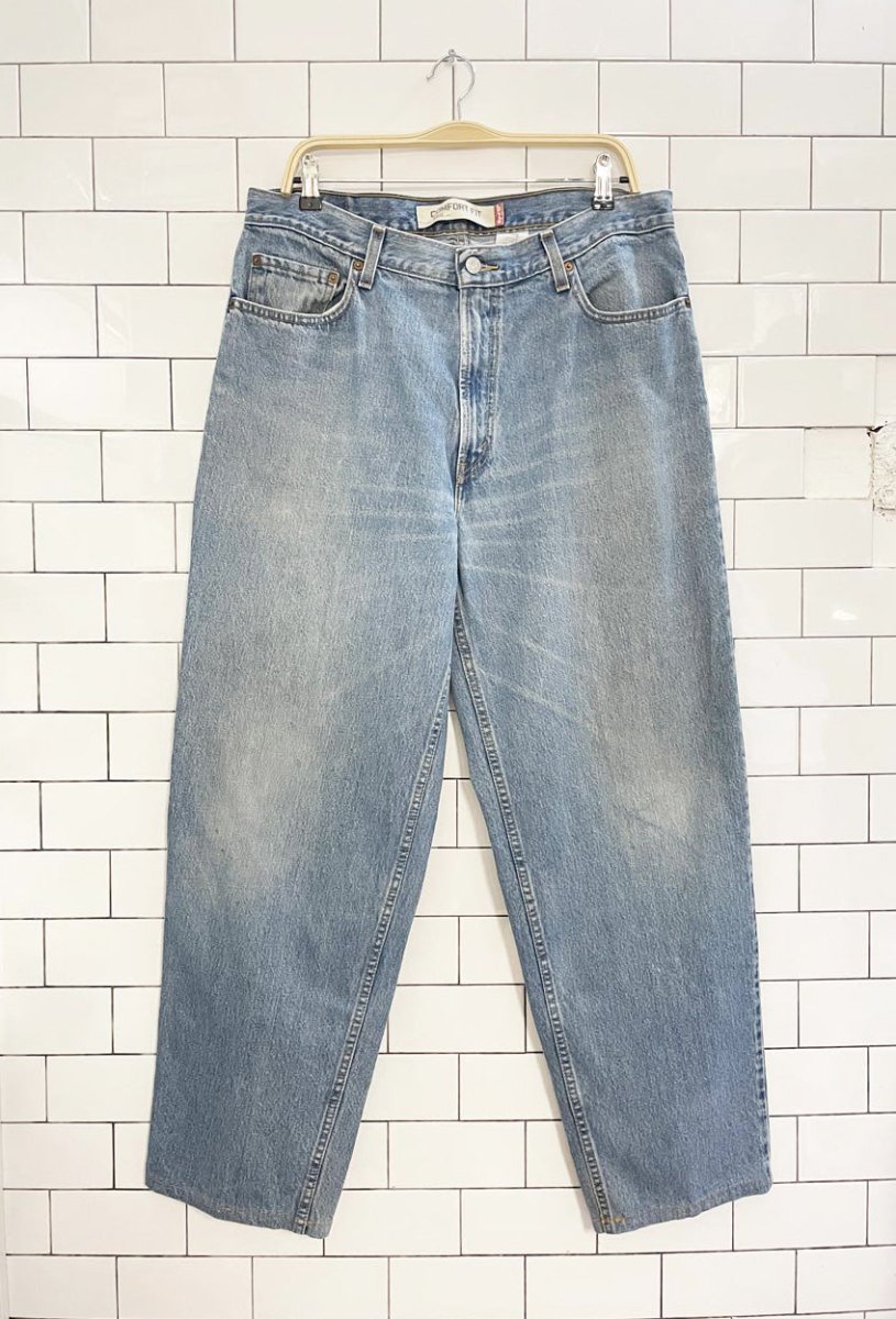 vintage 00s levi's 560 comfort fit baggy jeans - good market thrift store