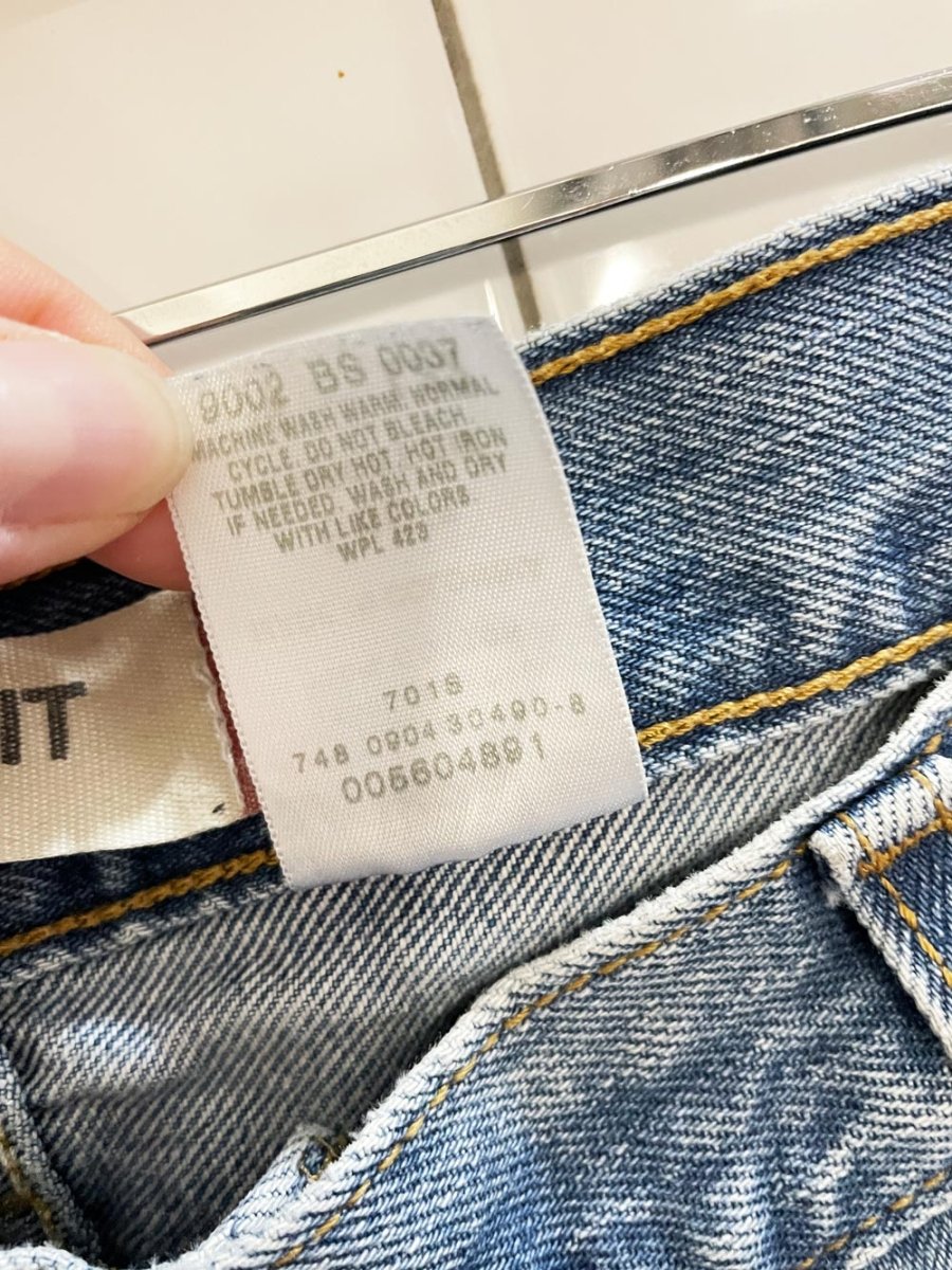 vintage 00s levi's 560 comfort fit baggy jeans - good market thrift store