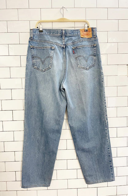 vintage 00s levi's 560 comfort fit baggy jeans - good market thrift store