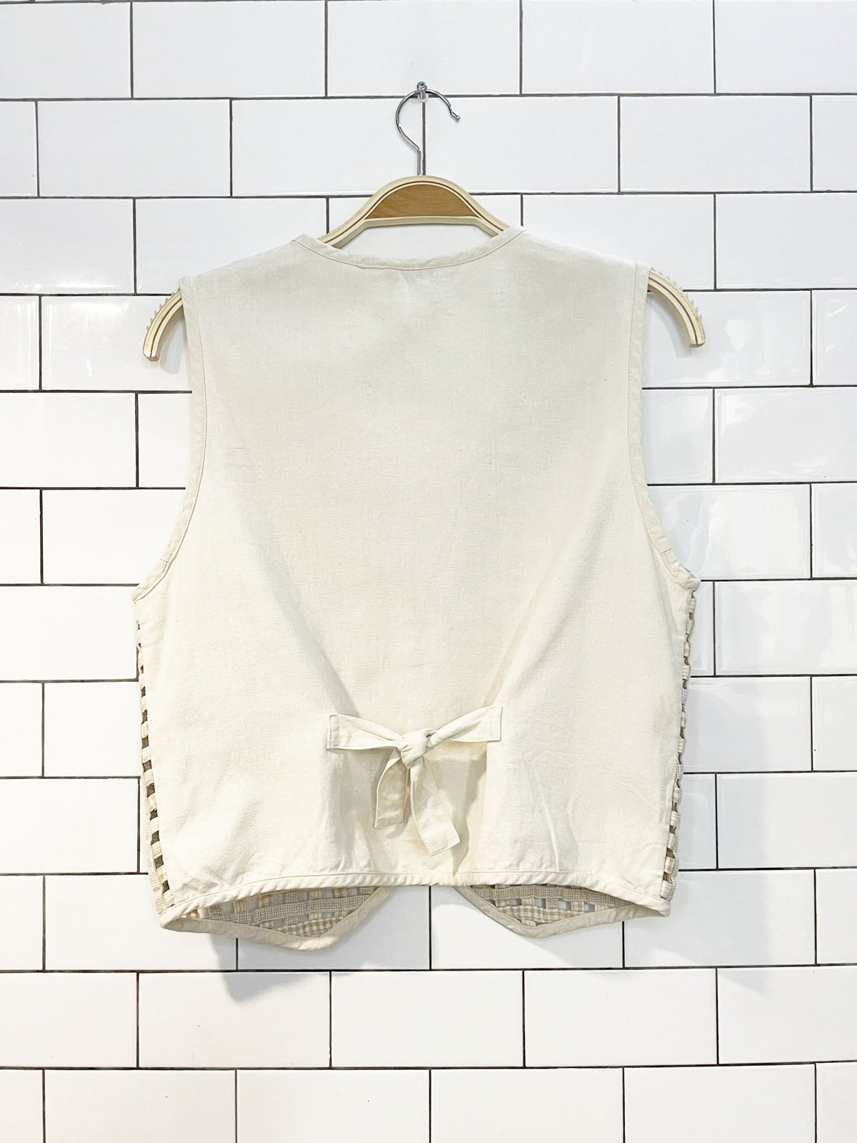 vintage huntington ridge open basketweave floral vest | made in india