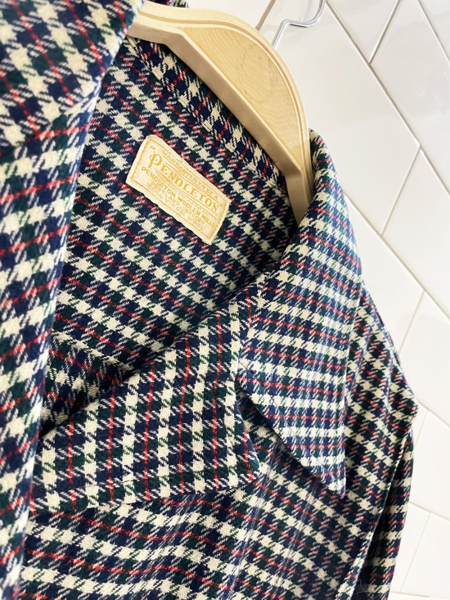 vintage 70s pendleton 100% wool pleated shoulder plaid shirt jacket - good market thrift store
