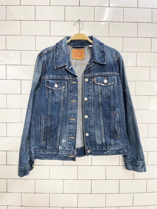 levi's original denim trucker jacket - good market thrift store