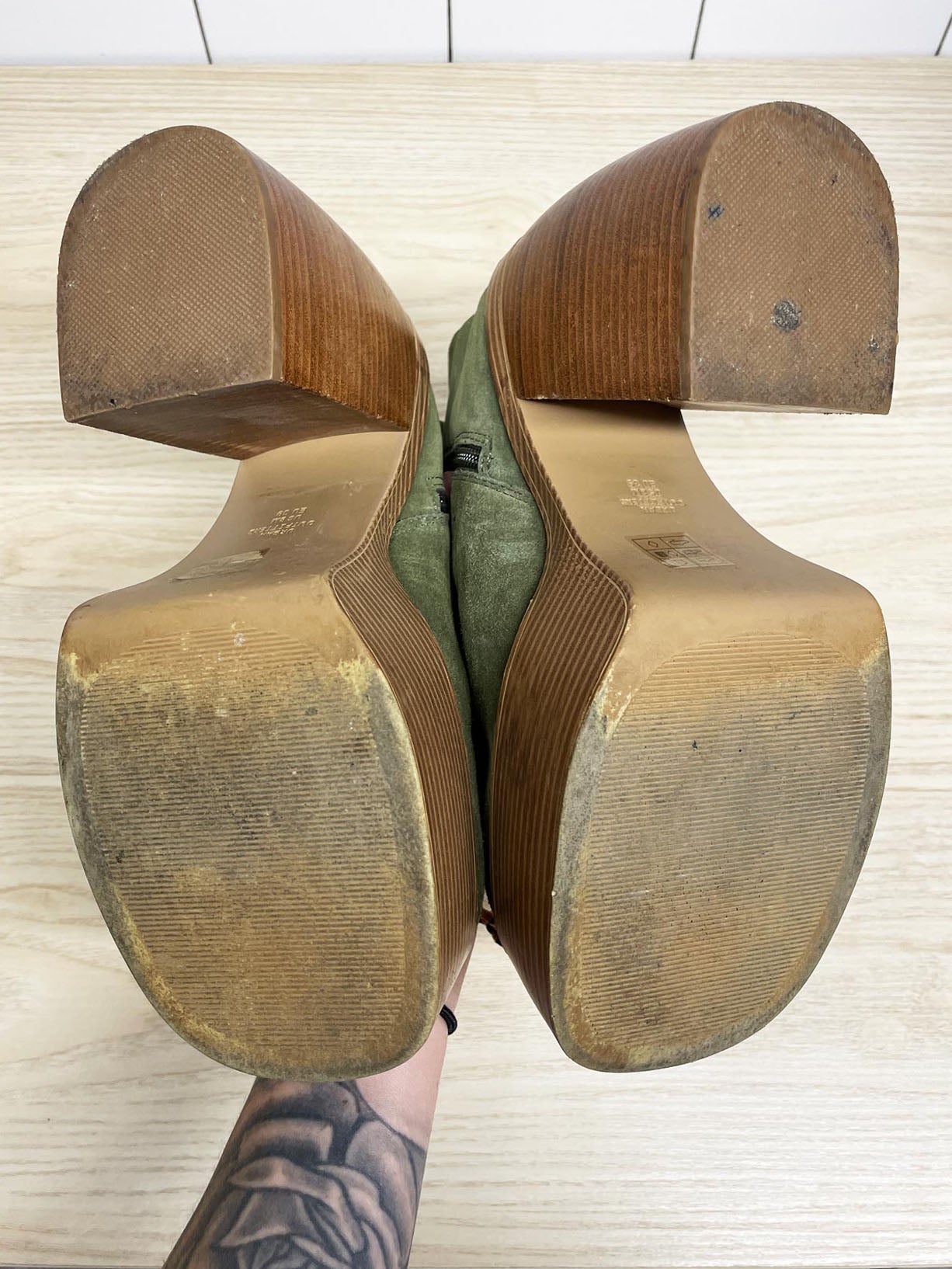 urban outfitters anna suede chunky platform boots
