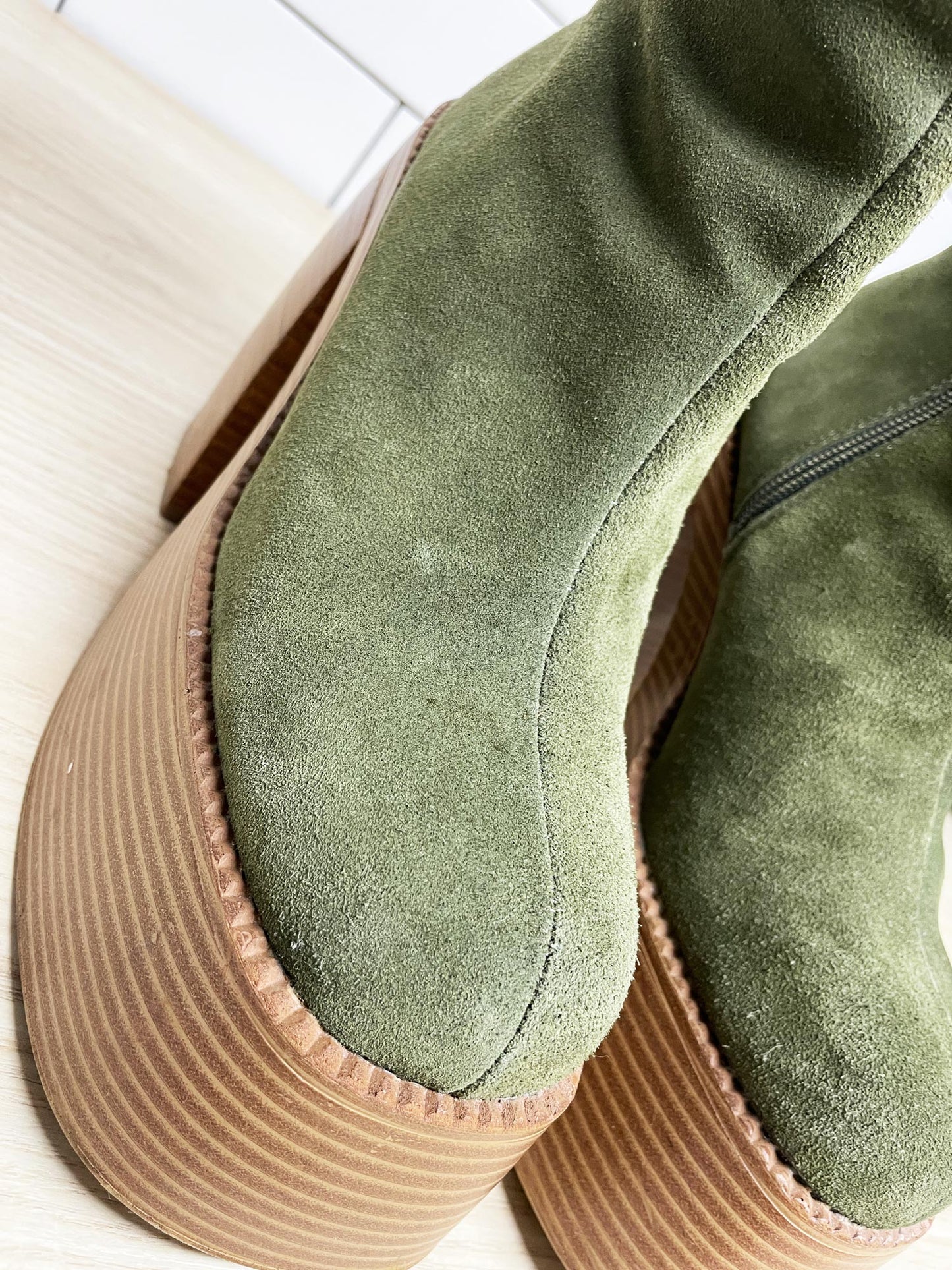 urban outfitters anna suede chunky platform boots