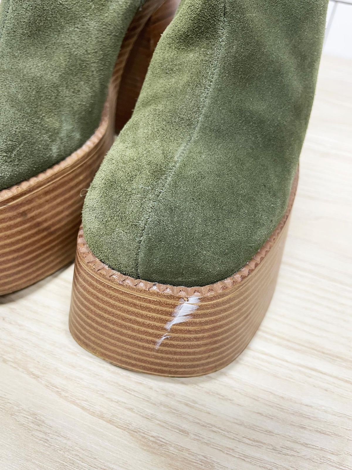 urban outfitters anna suede chunky platform boots