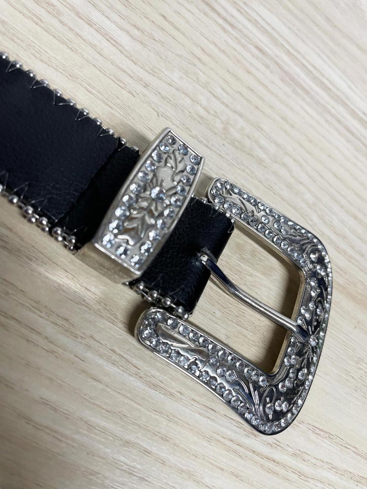 vintage western bedazzled metal tip belt