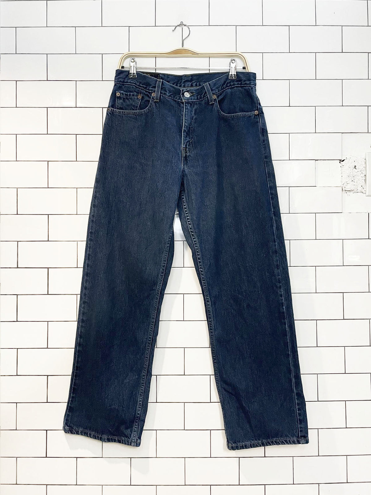 vintage 00s levi's 557 low rise loose fit straight leg jeans