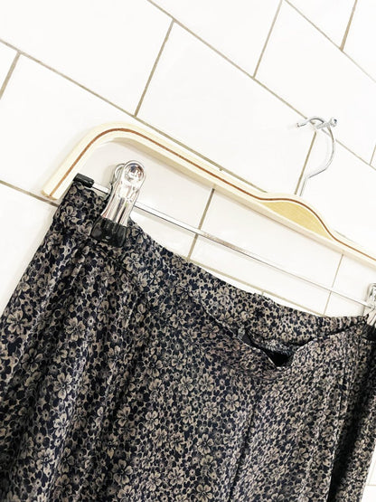 vintage 00s louben micro floral full twirl midi skirt | laura petites - good market thrift store