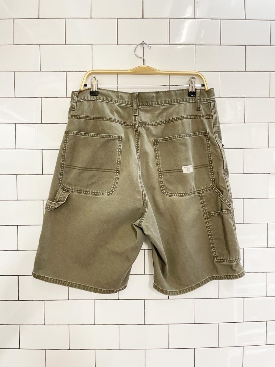 vintage 00s gap long carpenter shorts - good market thrift store