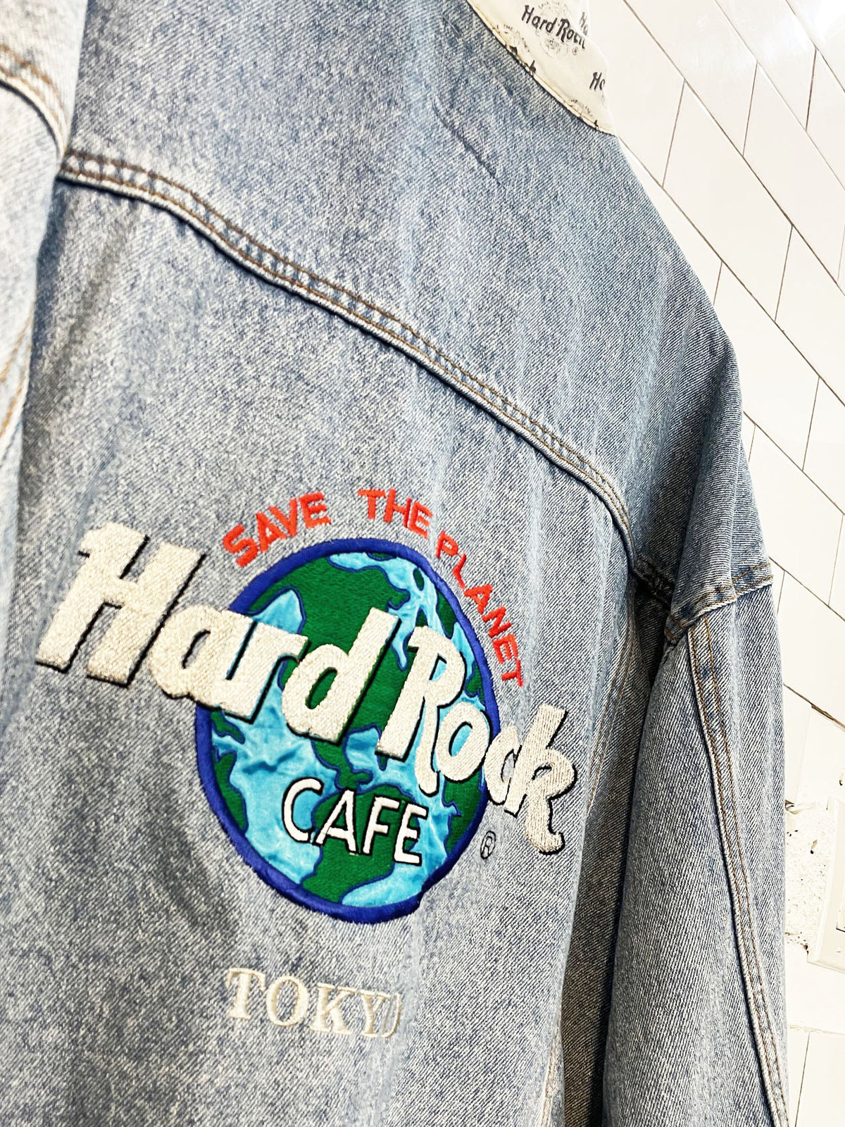 vintage 90s hard rock cafe tokyo denim trucker jacket | save the planet