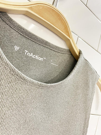 tna action high neck crop rib tank - good market thrift store