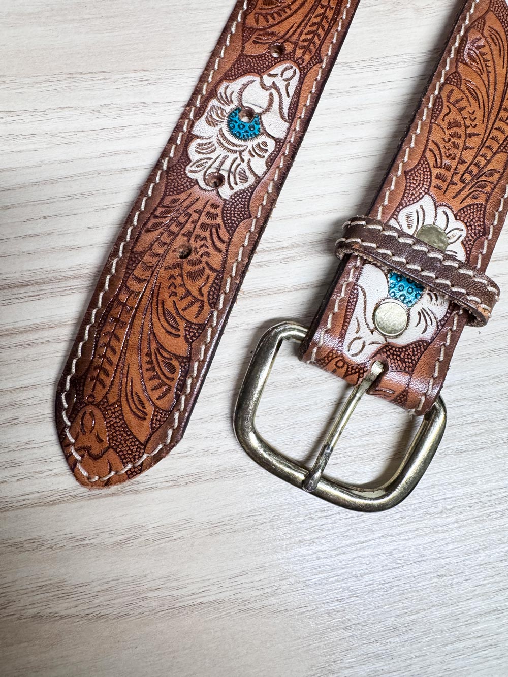 vintage custom leather floral tooled leather belt | made in Canada