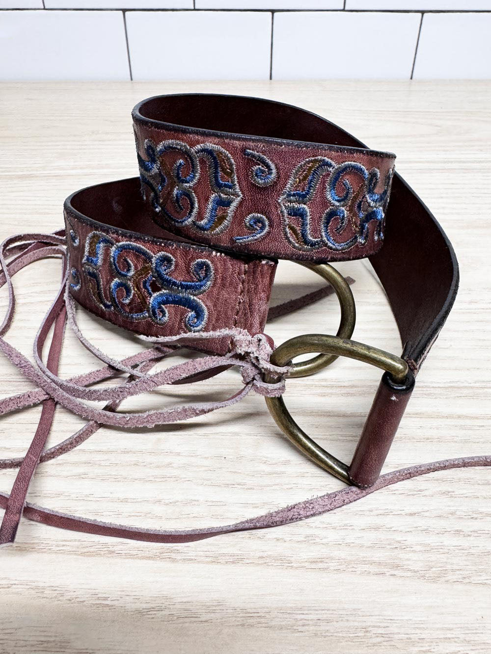 y2k american eagle leather embroidered tie waist belt