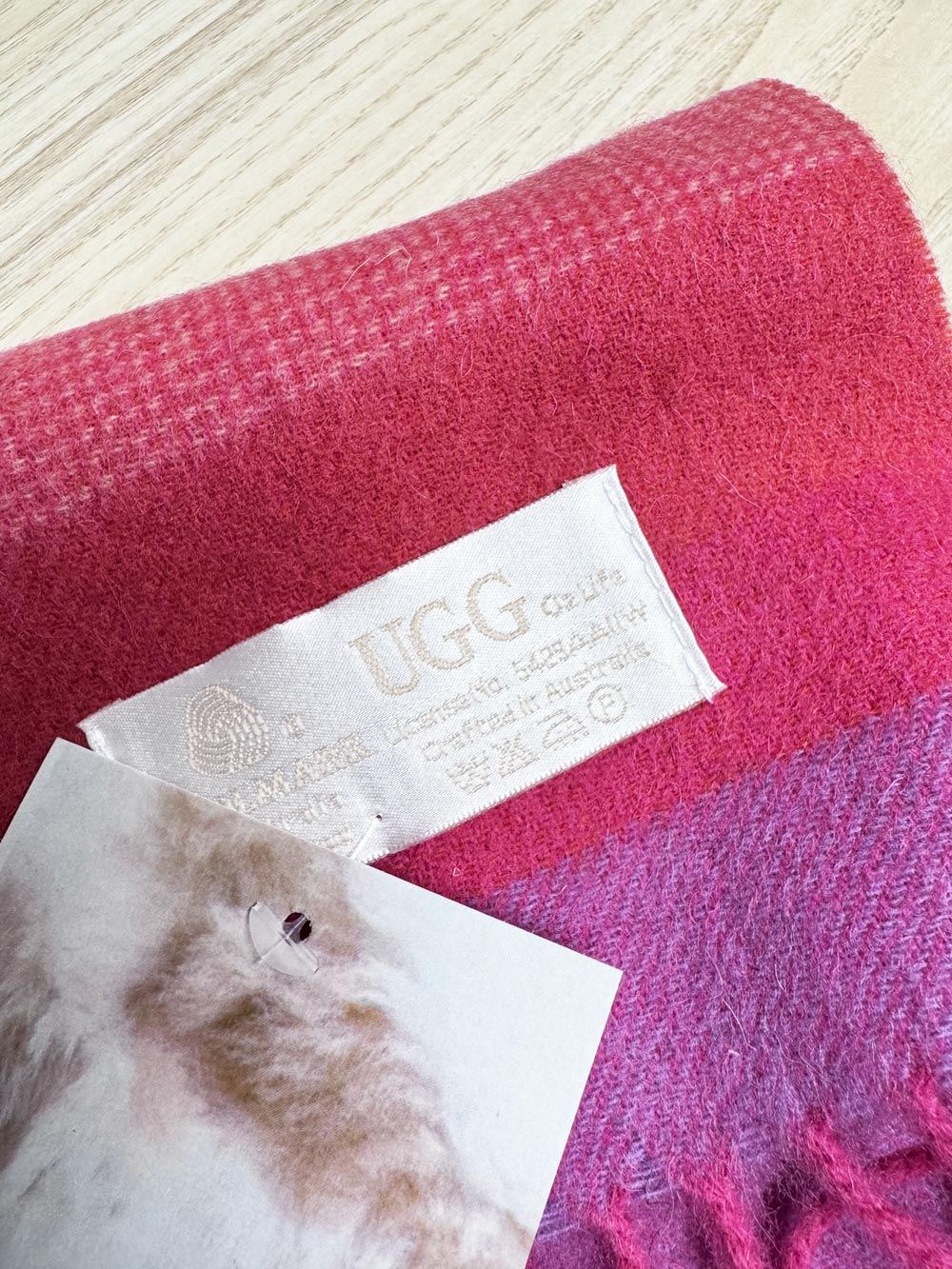 nwt ugg oz life 100% wool fringe scarf