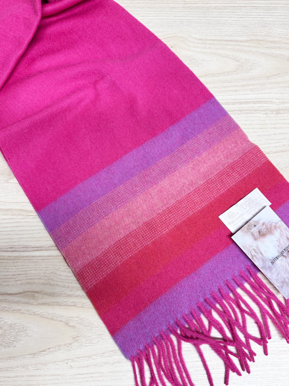 nwt ugg oz life 100% wool fringe scarf