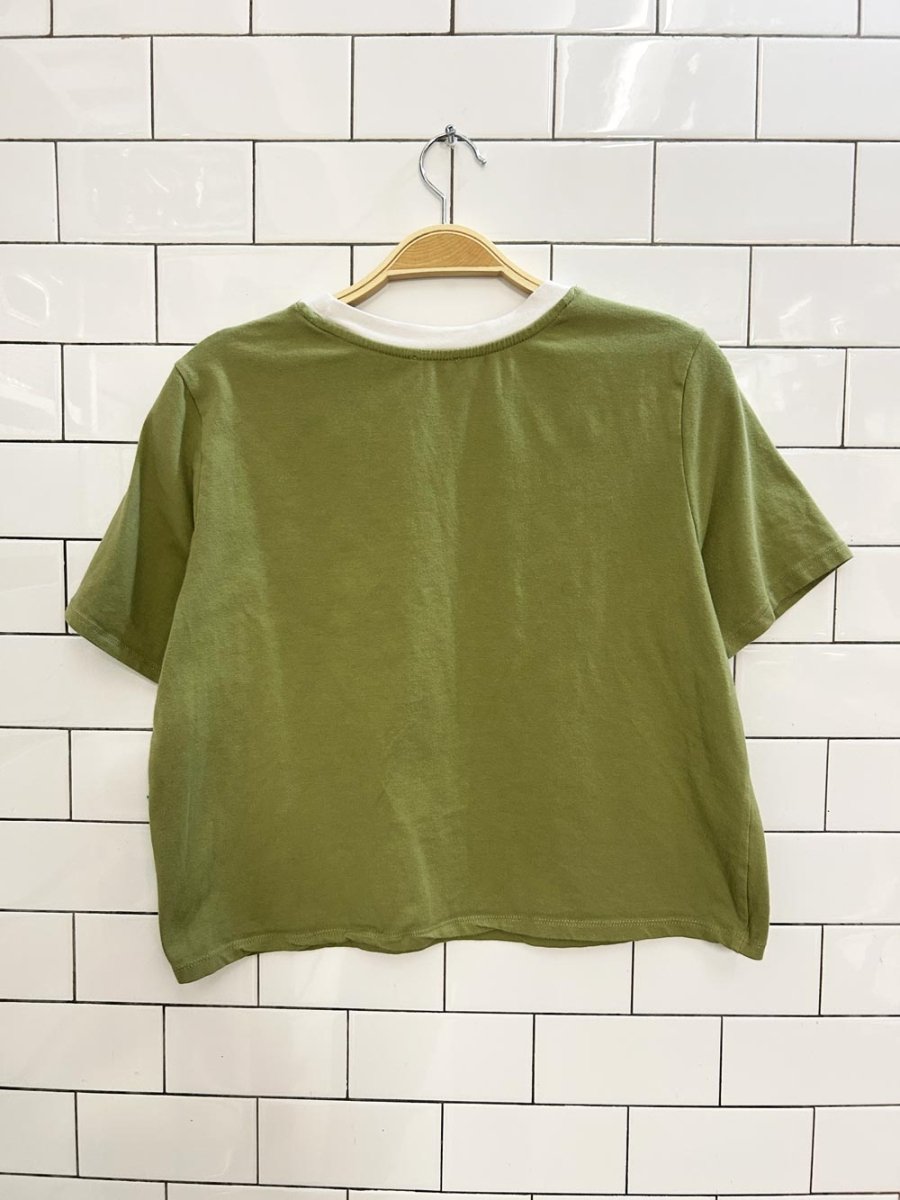 choose happy daisy boxy tee - good market thrift store