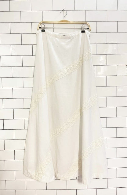 vintage 00s saint tropez west 100% linen crochet trim boho maxi skirt - good market thrift store