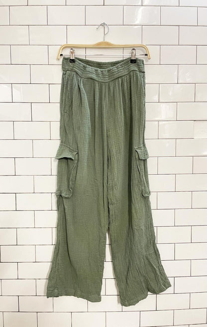 aerie gauze cotton wide leg cargo pant - good market thrift store
