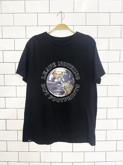 embrace leave nothing but footprints graphic tee - good market thrift store