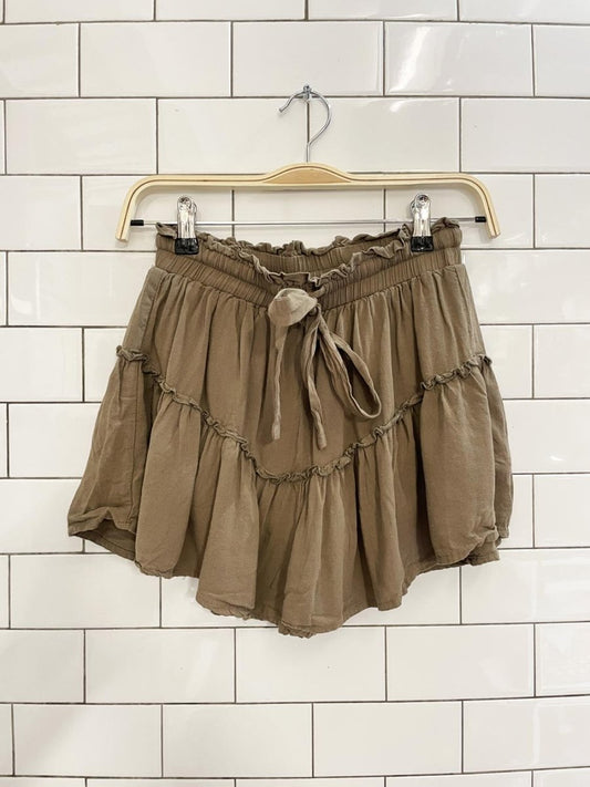 illa illa ruffle tie shorts - good market thrift store