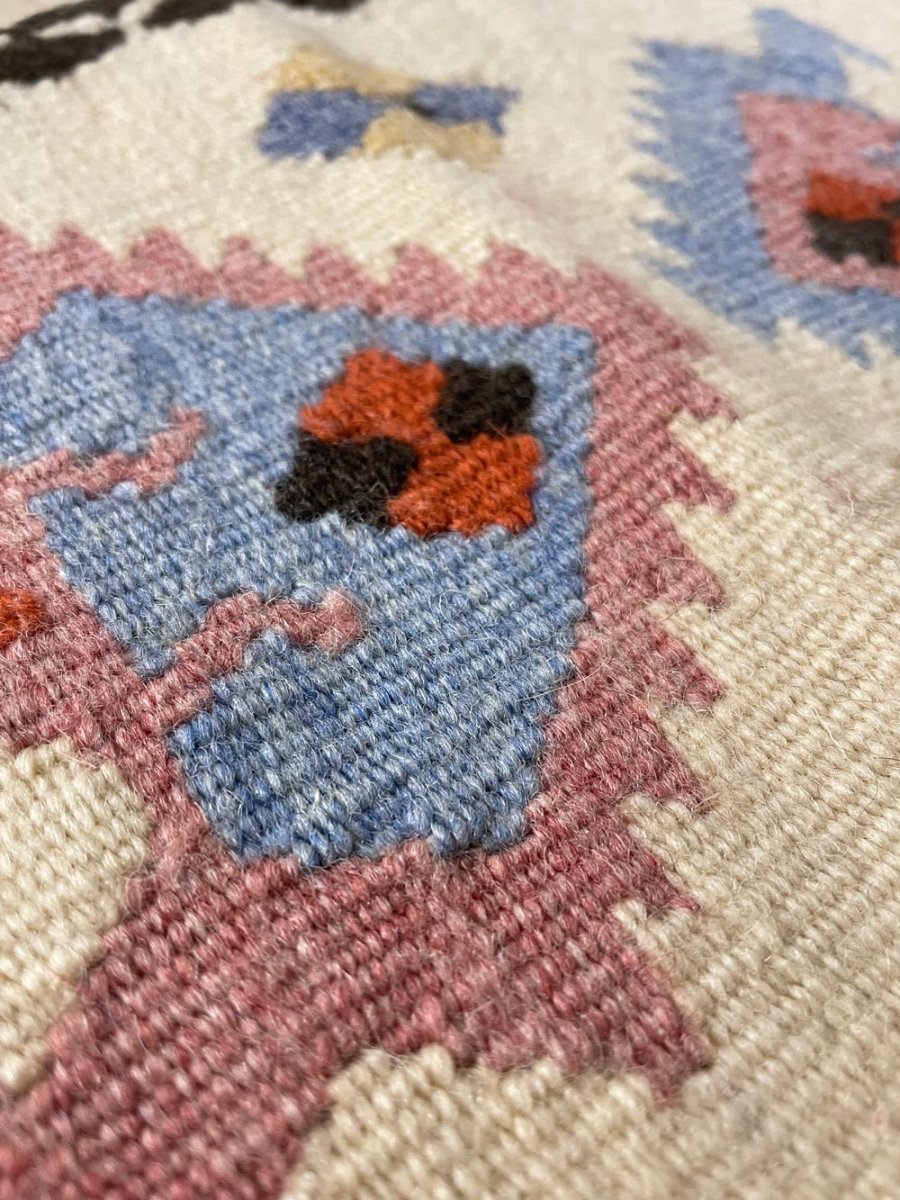 vintage 70s kilim rug / runner / wall hanging - good market thrift store