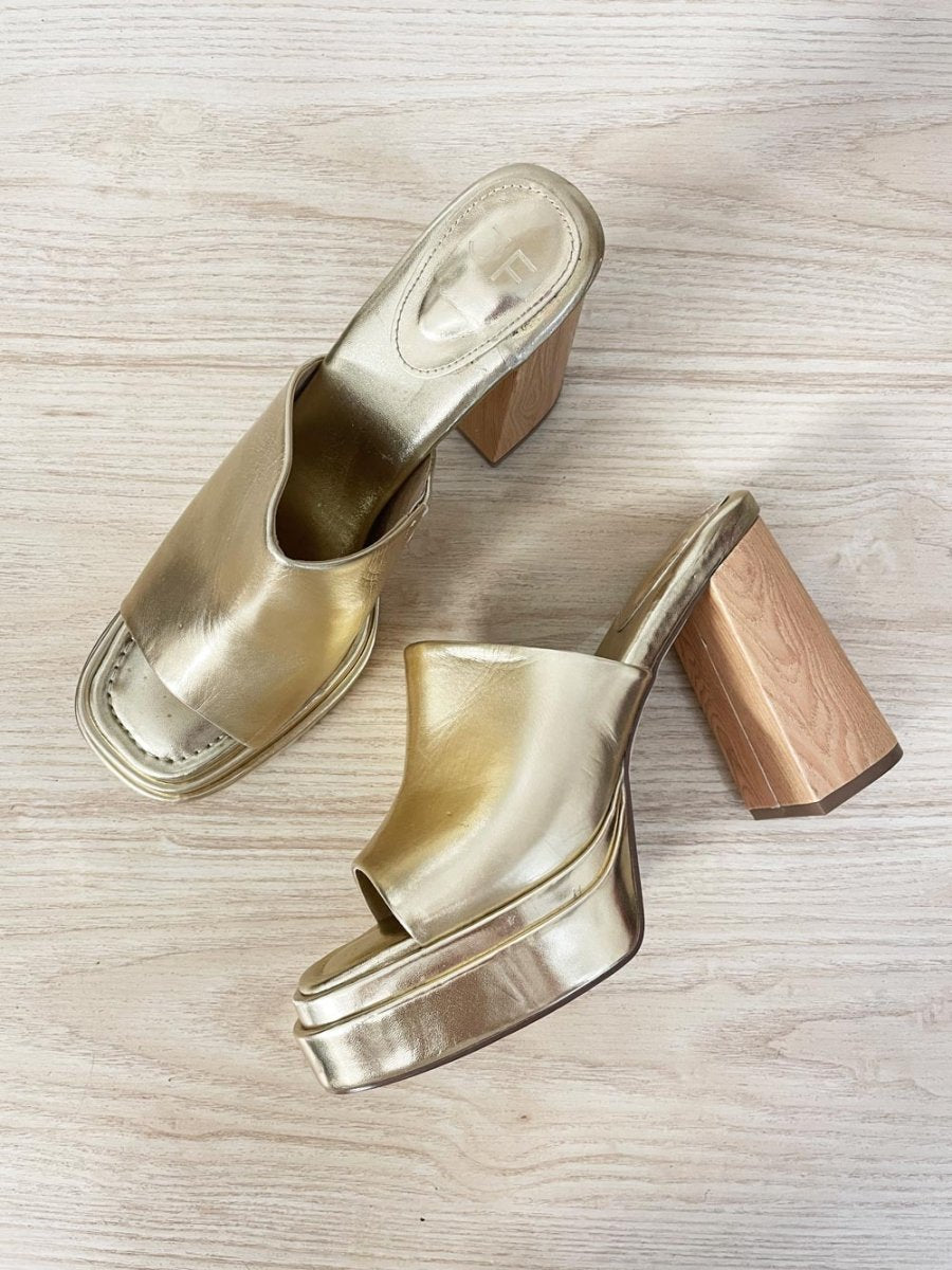 just fab 2024 bristol metallic block heeled sandals - good market thrift store