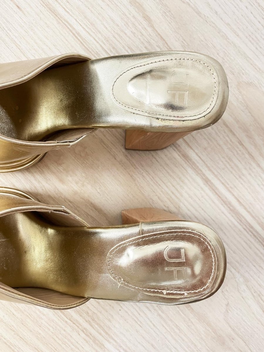 just fab 2024 bristol metallic block heeled sandals - good market thrift store