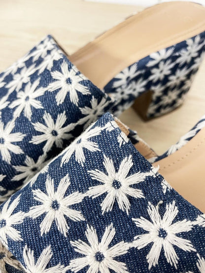 just fab 2024 esmie embroidered flowers denim block platform heeled sandal - good market thrift store