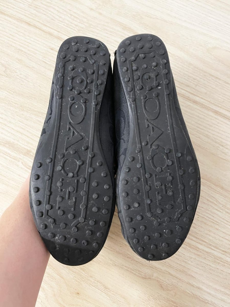 coach frida signature print loafer with patent bow - good market thrift store