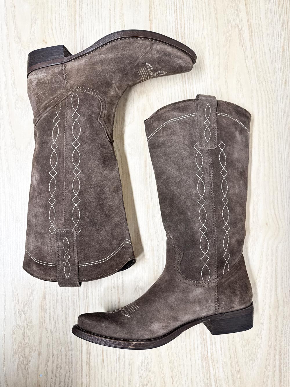 nwot alesya suede western stitch tall boots | cowboy | made in Italy