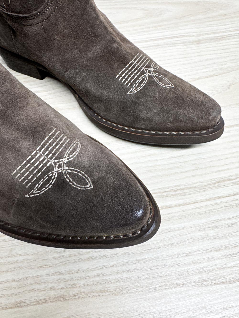 nwot alesya suede western stitch tall boots | cowboy | made in Italy