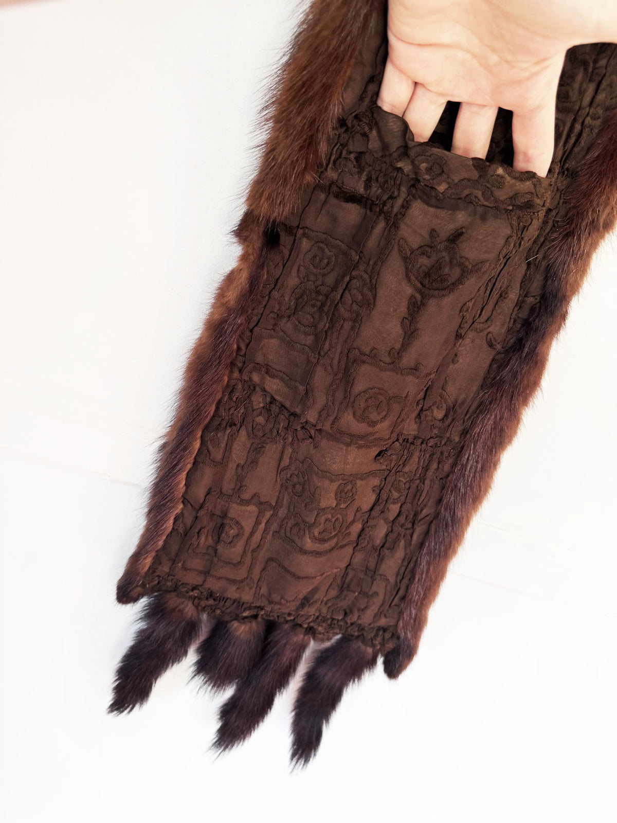 vintage 50s russ & winkler mink fur stole with tails | silk lining