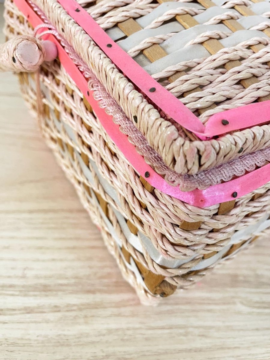 vintage sewing basket beginner sewing kit - good market thrift store